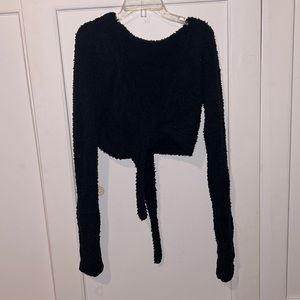 Cozy black wrap crop skims